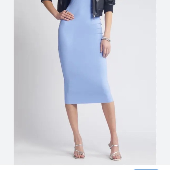 Second date look- Open Edit midi stretch blue hydrangea dress - NWT size XL - Picture 2 of 14